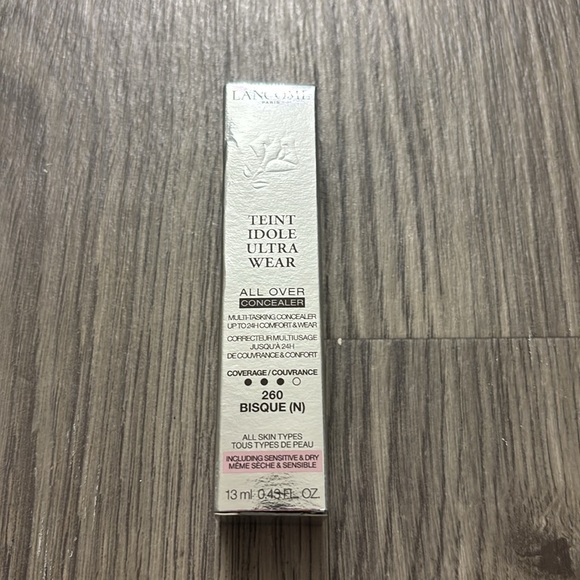 Lancôme All Over Concealer - Picture 2 of 5